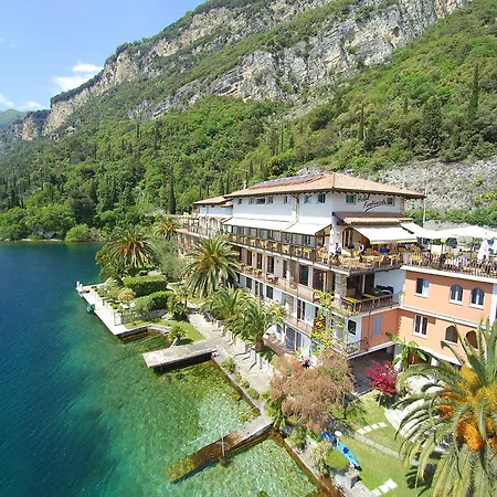 Hotel Forbisicle 3*